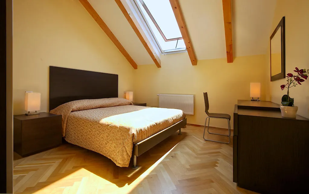 Apartment Halkova Prag